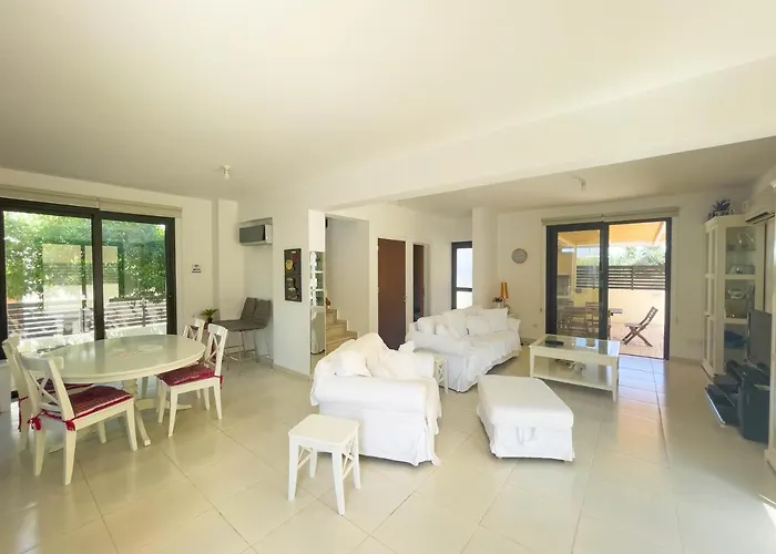 Villa Chrysa
